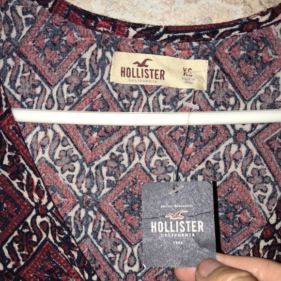 ✅Hollister one piece Shorts Romper - Picture 2 of 5